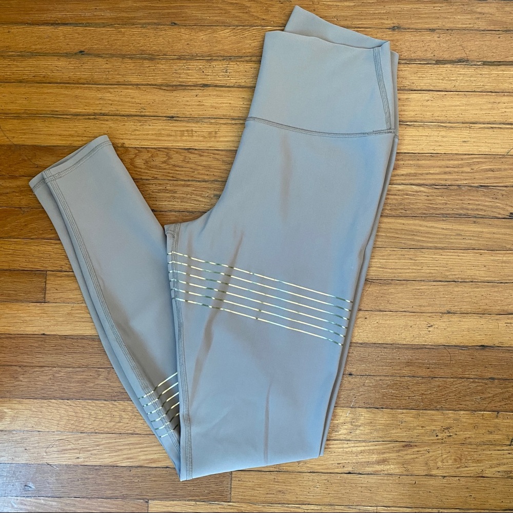 Alo yoga pants
